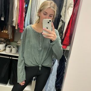 Aerie long sleeve top